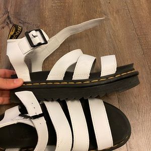 Dr Marten Blaire Sandal in White, Size 6